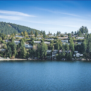 Houses along the water in Vancouver, British Columbia