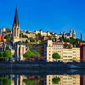 vertical-view-saone-river-morning